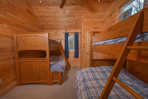 Hideout At Red Pines Three-bedroom Holiday Home