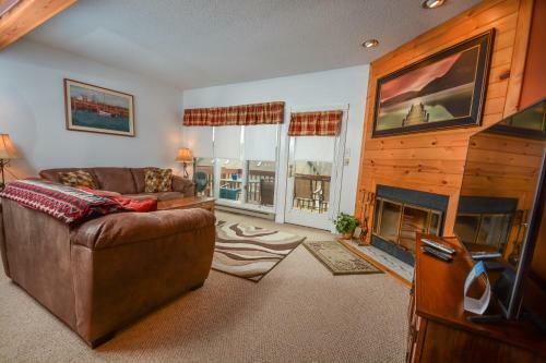 Deep Creek Village #29 Three-bedroom Townhome