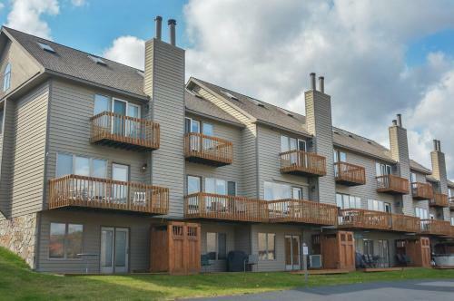 Deep Creek Village #20 Three-bedroom Townhome