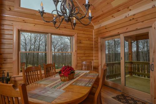 Log Me Inn Five-bedroom Holiday Home