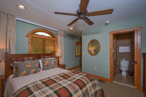 Coppertop Lodge Four-bedroom Holiday Home