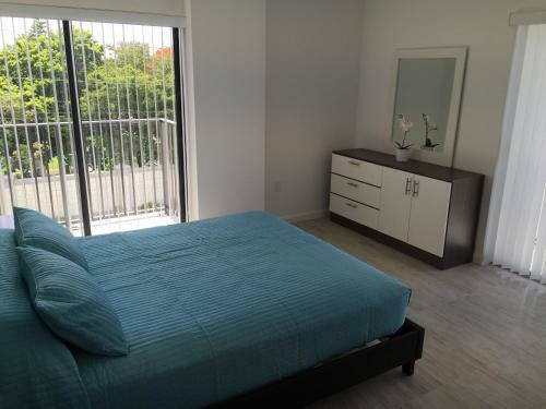 Apartamento Alhambra View | 2 Bedroom | 3rd Flr 00