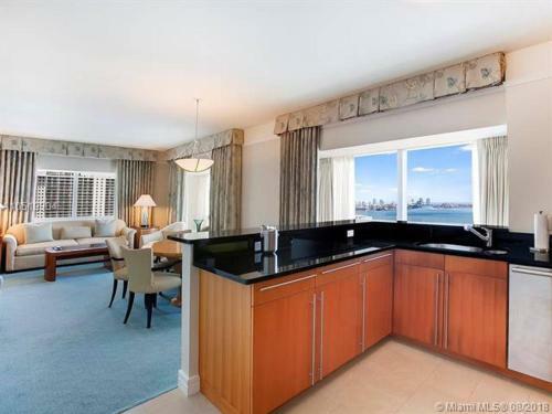 Apartamento Panoramic Water Views - 2 Bd Suite 31st Floor