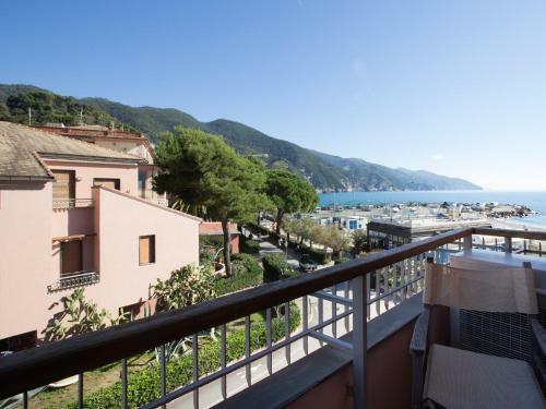 Albergue Affittacamere Lo Scoglio (guesthouse)