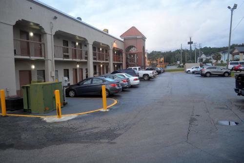 Hotel Baymont By Wyndham Mobile/tillmans Corner