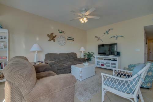 Apartamento Pier Watch II 103 2nd Row Condo