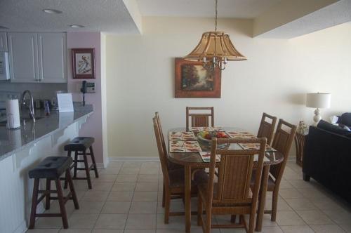 Apartamento 1045-5-b Shoreham Towers II Condo