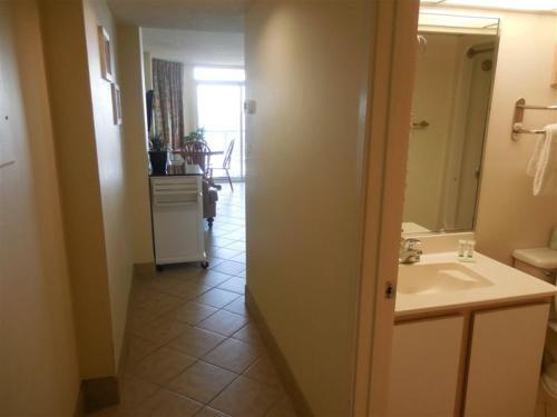 Apartamento Atlantica I # 401 Condo