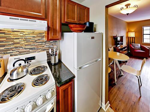 Landmark Mcmillin Court Apartment 16