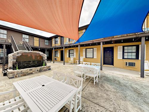 Landmark Mcmillin Court Apartment 16