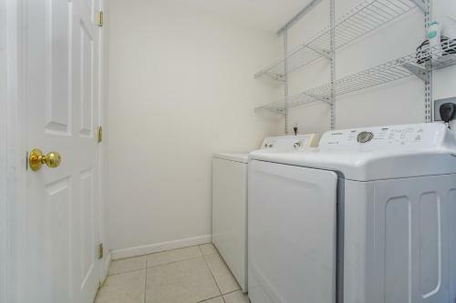 Apartamento Summerwind West 1102 - 1039472 Condo