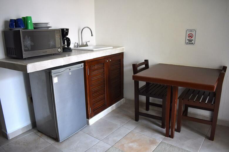 Hotel Plaza Almendros