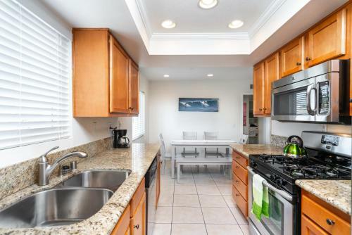 Apartamento 906 East Oceanfront Back Unit C 2 Bedroom Condo