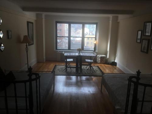 Beautiful Apartment In Midtown, Huge, Central And Bright