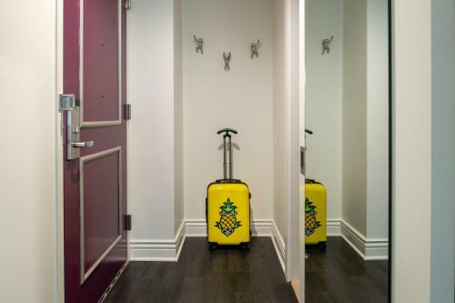 Staypineapple, An Artful Hotel New York