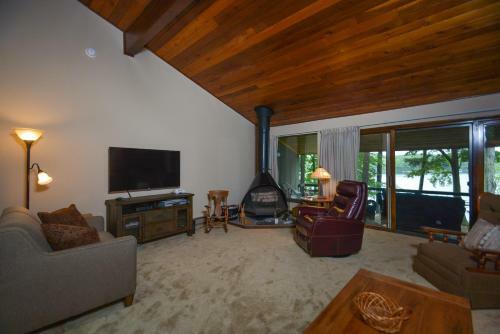 Four Hooppole South G6 Three-bedroom Holiday Home