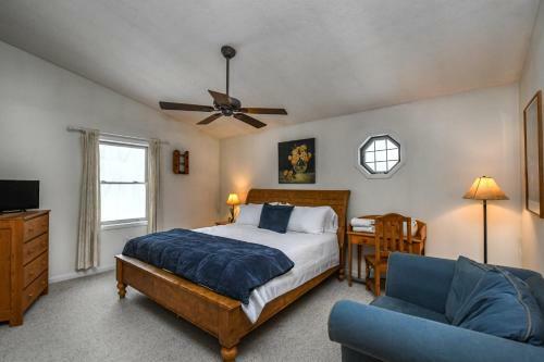 Break Away Chalet Three-bedroom Holiday Home