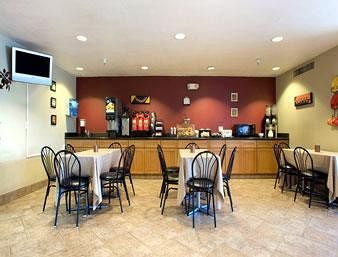 Hotel Microtel Inn & Suites
