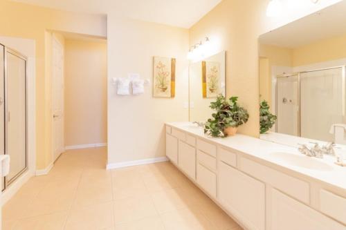 Cayview Avenue L 1001-three Bedroom Apartment
