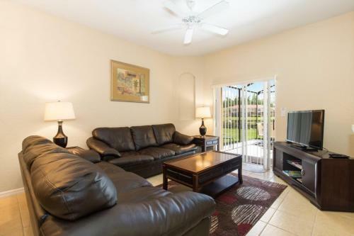 Kosie's Lake Escape Townhouse