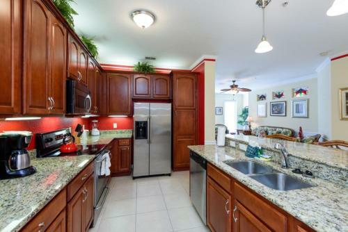 Cayview Ave | 1008-four Bedroom Lake Apartment