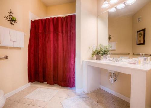 Cayview Apartment 4862-103