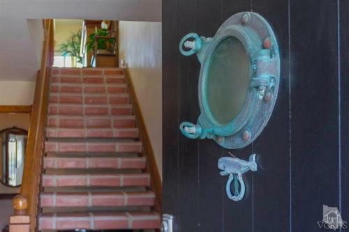 4121 O -751505 Blue Water Horizon Beach House