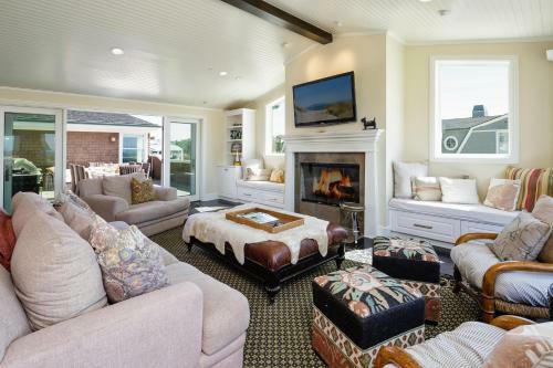 1621mbr - 906566 Hamptons West On Oxnard Shores