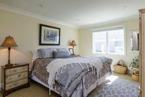 1621mbr - 906566 Hamptons West On Oxnard Shores