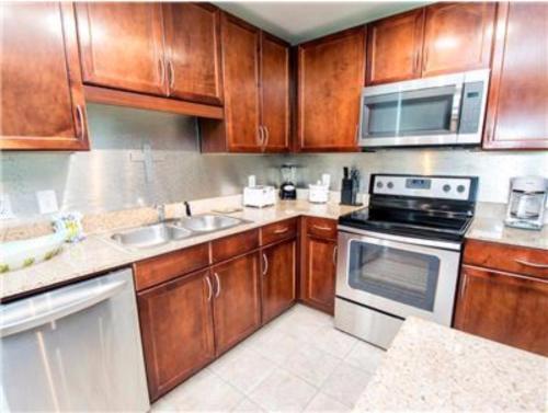 Apartamento Laketown Wharf 1326 Pcb Condo