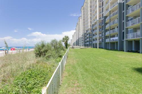 Hotel Long Beach Resort By Book That Condo
