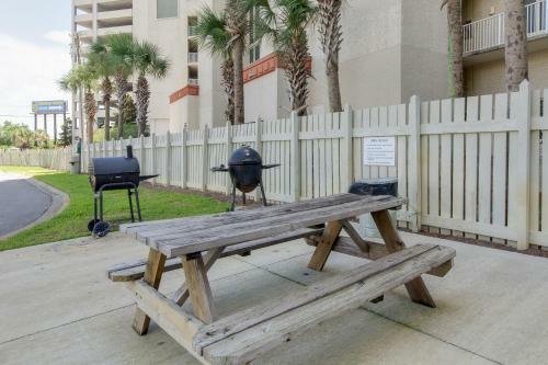 Hotel Long Beach Resort By Book That Condo