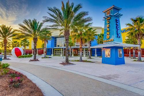 Laketown Wharf #1306