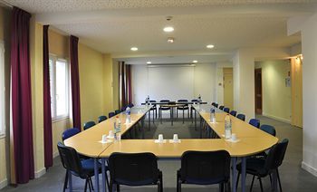 Comfort Hotel Saintes