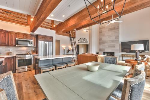 Apartamento Deer Valley Black Bear Penthouse A Condo