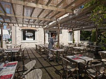 Inter-hotel � Gayot
