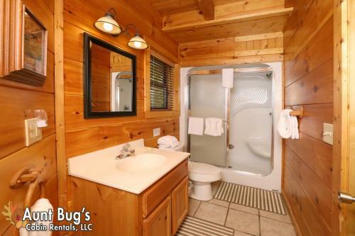 Black Bear Hibernation #2825 - Two Bedroom Cabin