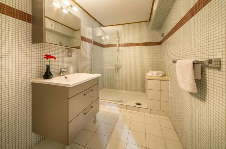 Hotel Les Rhodos