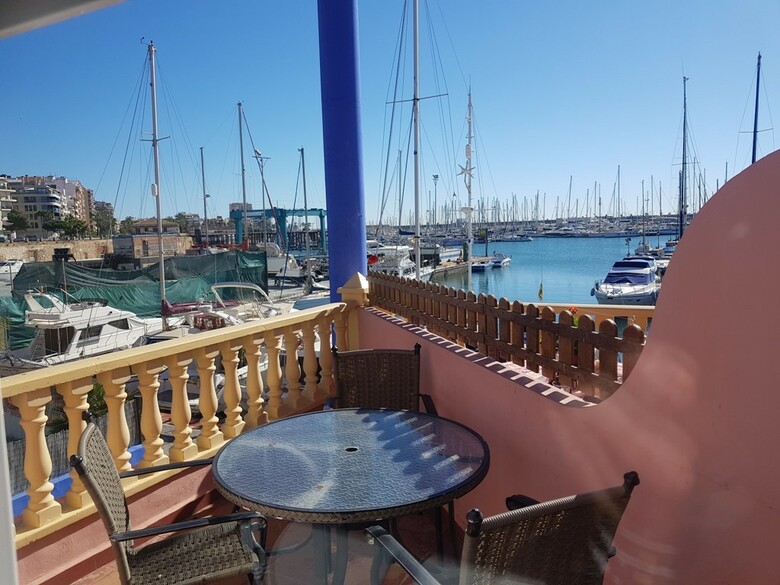 Apartamentos Marina Internacional