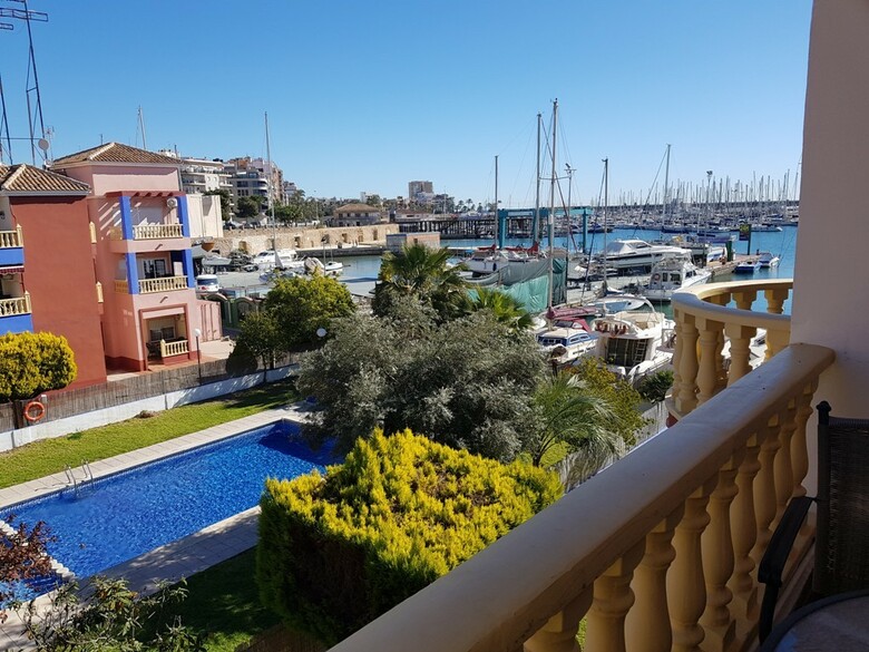 Apartamentos Marina Internacional