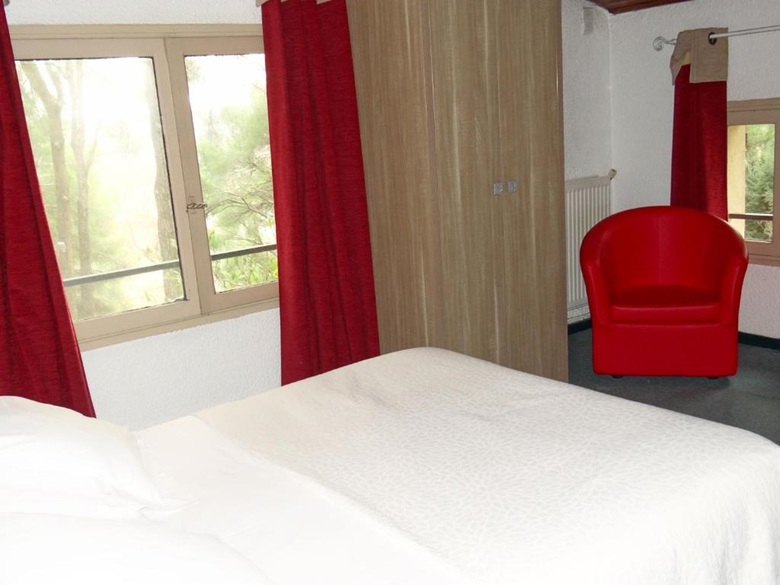 Hotel Le Mas Des Ecureuils