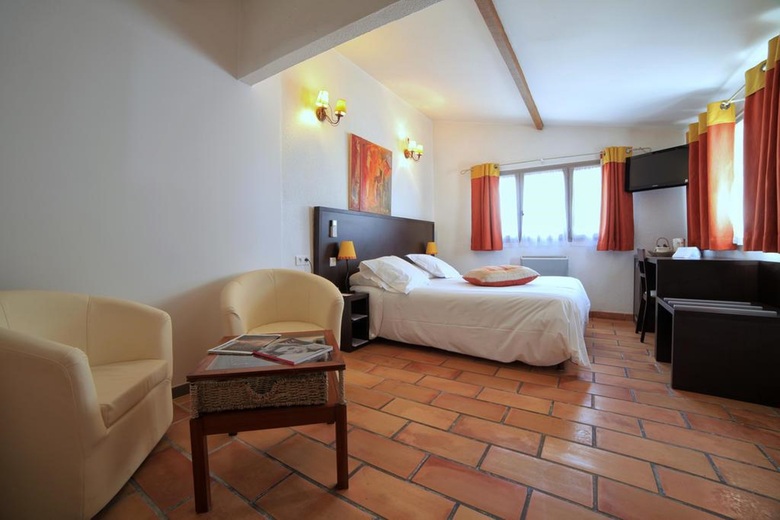 Hotel Le Mas Des Ecureuils