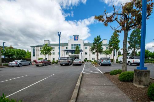 Hotel Motel 6 Portland North