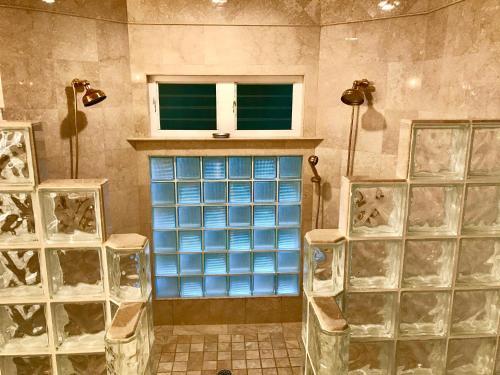 Apartamento Hale Makamaka Home 5br Mountain View With AC