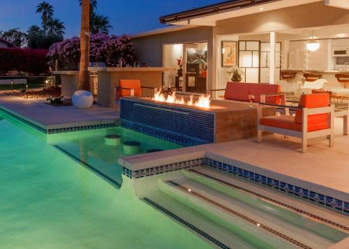 Nestled In The Cove - 3 Bedroom