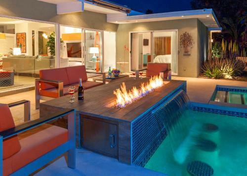 Nestled In The Cove - 3 Bedroom