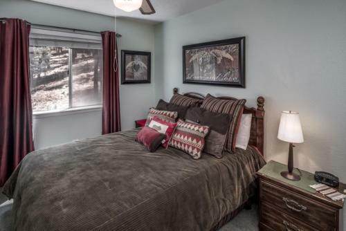 1st Wood N' Box Lodge - Three Bedroom