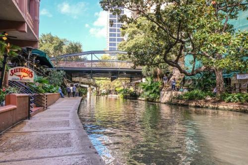 Apartamento Urban Luxury 2br Apt Near Riverwalk