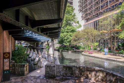 Apartamento Urban Luxury 2br Apt Near Riverwalk