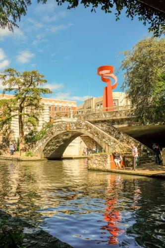 Apartamento Urban Luxury 2br Apt Near Riverwalk